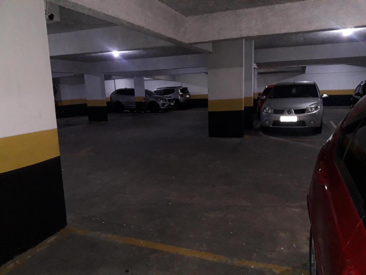 Apartamento mobiliado prédio frente ao mar São Vicente Exterior foto